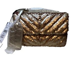 Nicole Miller Gold Chevron Quilted Wristlet NWT $50 MSRP